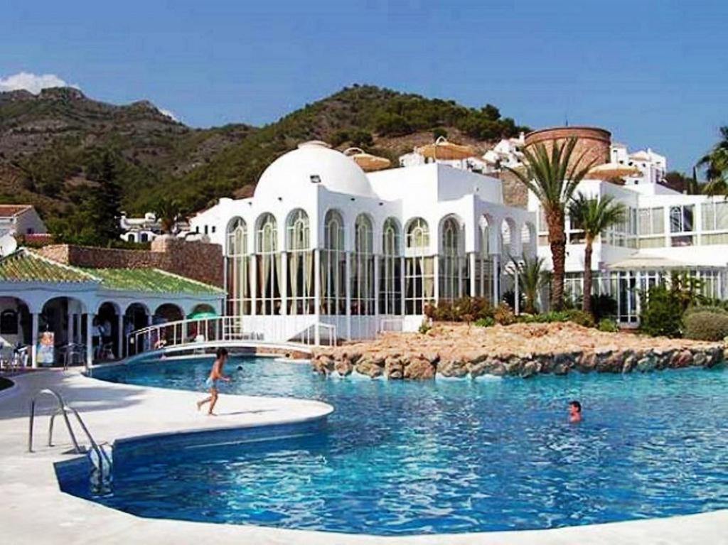 Apartamentos Dianes Holidays Nerja Exterior foto